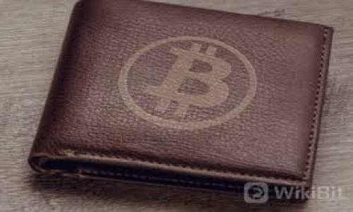   如何安全下载比特币钱包：步骤与推荐平台详解 / 
 guanjianci 比特币钱包, 下载, 安全, 平台 /guanjianci 

引言：什么是比特币钱包？
比特币钱包，简单来说，是用于存储、发送和接收比特币及其他加密货币的一种工具。与传统的钱包不同，比特币钱包并不存储实体货币，而是保存私钥和公钥，允许用户通过区块链技术进行安全的交易。为了更好地管理你的加密资产，选择合适的钱包并了解如何下载它就显得尤为关键。

不同种类的比特币钱包
在选择比特币钱包之前，了解其不同类型是非常重要的。比特币钱包主要分为以下几类：
ul
    listrong热钱包：/strong这些钱包通常是在线的，非常方便用于日常交易，但是由于其暴露于互联网，安全性稍低。常见的热钱包包括手机应用和网页钱包。/li
    listrong冷钱包：/strong又称离线钱包，具有更高的安全性，因为它们不连接互联网。冷钱包的形式包括硬件钱包和纸质钱包，非常适合长期保存比特币。/li
    listrong桌面钱包：/strong用户可以在个人计算机上下载这些钱包，它们通常提供更多安全控制和功能。用户下载后，钱包数据将保存在本地计算机中。/li
    listrong移动钱包：/strong专为智能手机设计，可以随时随地查看和进行比特币交易。许多用户因为其方便性而选择移动钱包。/li
/ul

如何安全下载比特币钱包
以下是步骤指南，帮助你安全下载比特币钱包：
ol
    listrong选择信誉良好的钱包：/strong在决定下载一个比特币钱包之前，确保你已经研究过不同的钱包及其声誉。建议参考用户评价和推荐，选择知名且信誉较好的钱包。/li
    listrong访问官方网站：/strong始终从钱包的官方网站下载软件，以避免假冒应用程序和潜在的网络诈骗。/li
    listrong检查安全性：/strong在下载之前，确保网站使用 HTTPS 协议，查看网页是否有有效的安全证书，这些措施可以帮助减少安全风险。/li
    listrong下载与安装：/strong在确认安全后，你可以根据设备选择适合的版本进行下载。大多数比特币钱包都提供Windows、Mac和Linux版本，以及Android和iOS的移动应用。/li
    listrong创建安全密码：/strong在设置钱包时，请设置一个复杂且唯一的密码，并考虑使用额外的身份验证例如双重认证，来增强钱包的安全性。/li
/ol

推荐的比特币钱包平台
以下是一些可靠的比特币钱包推荐，供你参考：
ul
    listrongElectrum：/strong这是一个轻量级的桌面钱包，以其速度和安全性而闻名，支持多平台使用。/li
    listrongCoinbase Wallet：/strong作为一个兼具便利性与安全性的平台，Coinbase受到了极大的欢迎，提供良好的用户体验和出色的服务。/li
    listrongLedger Nano S：/strong这是一个硬件钱包，适合长期保存比特币，提供卓越的安全性，是许多人推荐的选择。/li
    listrongMycelium：/strong一个专注于移动端的比特币钱包，功能丰富，适合经常进行交易的用户。/li
/ul

安装比特币钱包后的安全操作
成功下载和设置比特币钱包后，保持安全依然至关重要。以下是一些安全操作的建议：
ul
    listrong定期备份：/strong定期将钱包的数据进行备份，以防止意外丢失或损坏。这可以是将秘密钥匙保存到安全位置，或将钱包文件保存在外部存储设备中。/li
    listrong保持软件更新：/strong始终保持比特币钱包软件为最新版本，以确保获得最新的安全补丁和功能更新。/li
    listrong警惕钓鱼攻击：/strong不轻易点击陌生链接或打开不明电子邮件，确保在安全的环境中交易，以防信息被盗取。/li
/ul

总结：选择适合你的比特币钱包
选择一个适合自己的比特币钱包并确保安全下载是每一个加密货币投资者都需要认真对待的事情。通过了解不同类型钱包的利弊、选择信誉良好的平台并采取必要的安全措施，您可以有效地管理自己的比特币资产。希望这篇指南能为您提供帮助，让您在加密货币的世界中游刃有余。 

额外资源
如果您想进一步了解比特币及其相关技术，建议关注一些专业的加密货币论坛和教育网站，例如比特币官方网站、CoinDesk、CryptoSlate等，这些网站能提供最新的行业资讯和深入分析。

常见问题解答（FAQ）
ul
    listrong问：比特币钱包可以存储其他加密货币吗？/strong/li
    答：部分钱包支持多种加密货币，而有些则只支持比特币。在选择钱包之前，确保确认其支持的币种。

    listrong问：丢失钱包的私钥后该怎么办？/strong/li
    答：如果丢失了私钥，通常意味着无法找回钱包中的比特币。因此，务必妥善保管。

    listrong问：比特币的交易费是多少？/strong/li
    答：比特币的交易费通常取决于网络的繁忙程度，选择的矿工费用等。建议多了解相关信息以做出明智的选择。
/ul

关注这些问题，确保您在比特币的世界中获取信息无误，并能有效地管理您的资产。